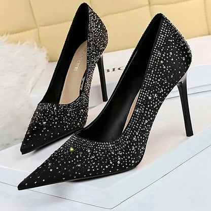 Scarpin Salto Alto Fino